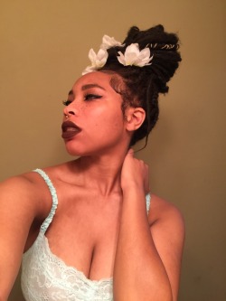 kieraplease:  Blackout selfies pt. 1 🌹 || ig: kieraplease