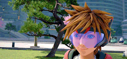 kingdomheartsgifs:  Prepare to face Keyblade Hero 3!!