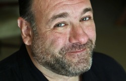 Maszületettbárány:  James Gandolfini (1961-2013)