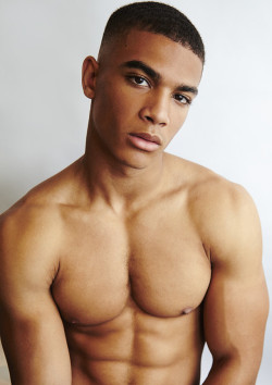 fagggotries:  Addis Miller [amck models] @addismiller