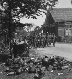 operationbarbarossa:  Paratroopers of the 6. Fallschirmjäger