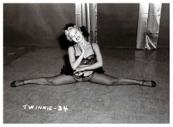  Twinnie Wallen displays her flexibility! From a photo series