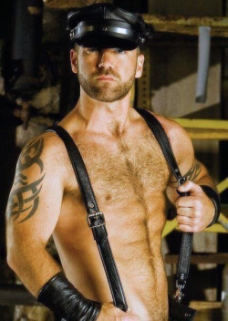 Follow my two hairy men blogs: http://sambrcln.tumblr.com http://hairysex.tumblr.com