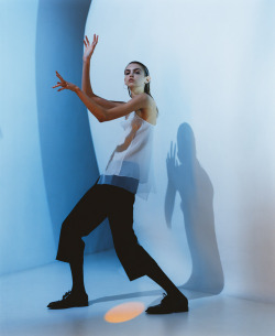 skt4ng:  Molly Bair by Janneke Van Der Hagen for CR Fashion Book