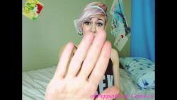 Catch Son Jerking Off by o0Pepper0o avaliable on ManyVids click