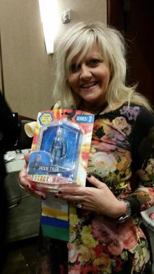 9throse:   Jackie Tyler did not have an action figure. A fan