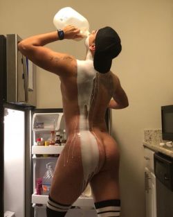 jcakezz:  Got Milk? 🥛 https://www.instagram.com/p/B04hSSfHoIE/?igshid=b3i0zr85inxj