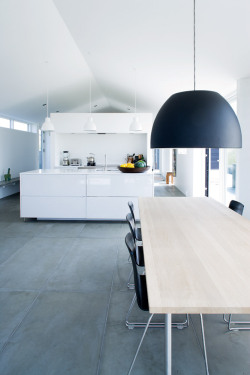 enochliew:  Summer Home in Denmark by Kontur Arkitekter The contrast