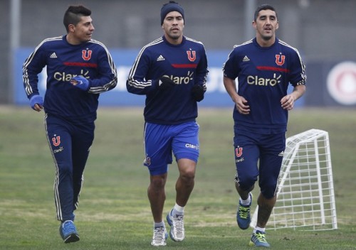 tontongrande:  tontongrande:  Que no le haría a este Patito….xD  Se fué mi Patito al Fútbol mexicano. ..que te vaya bien exito y me lo cuidan…