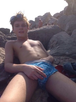 teenboyscanloveboystoo:  Haha lets dig your treasure baby ;)