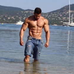 drwannabebigger:Dragos Syko