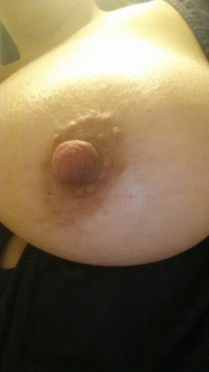 therealsavannahbound:  Happy Monday! Just a few pics of me today before I head out.Â  Hoping these pictures make your Monday more bearable. Enjoy!  What amazing big fat nipples on this wonderful lady. Â God I love those bumpy erect nipples!