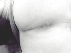 barebacktothefuture:  I’m all shaved now~  Yum