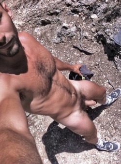 alanh-me:    47k+ follow all things gay, naturist and “eye