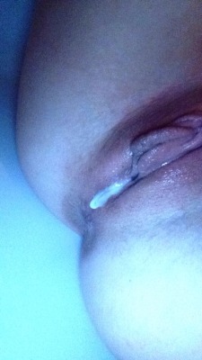 stickyknickers:  prettypinkluscious:  Nummy  Seconded! Mmm, Nummy