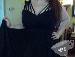 missfreudianslit:  What is Miss Fiona wearing today? A new dress,