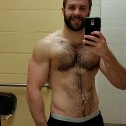 hairymenrgr8:  Effingswoldier on Instagram: 8 