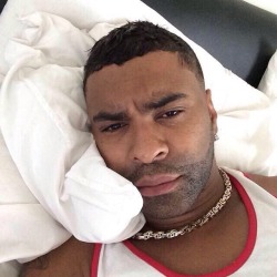 hoodfreak:  hellyeahehitfromtheback:  scorpiotouch:  Ginuwine