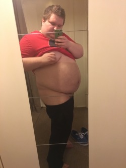 onceuponachub:  Another chaturbate today! Join me boys :)  http://chaturbate.com/affiliates/in/7Bge/KjgU3/?room=beretta4321