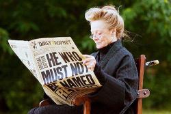 noteto-mary:  freakswilltakeover:  this is Maggie Smith in her