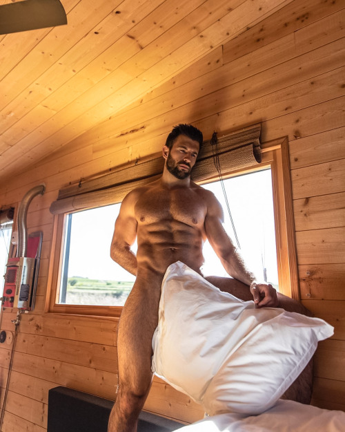 NSFW Adults only, i do not own any pics here.
