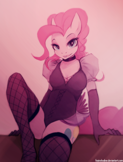 Commission 4/6 for Kyle-0529 Pinkie’s outfit is based on