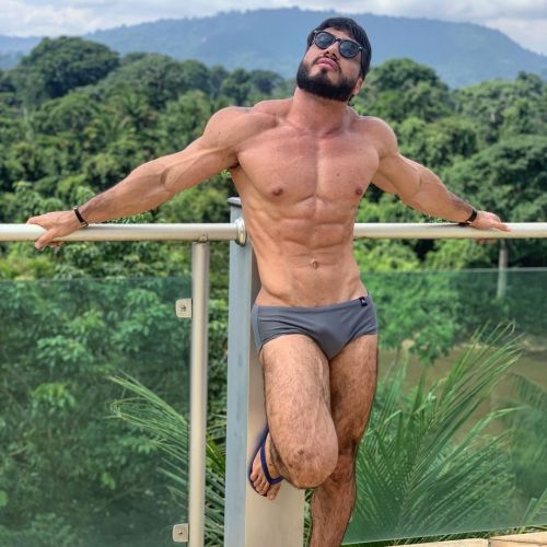 thehairymenhunter
