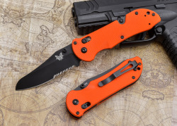 realworldedc:  Benchmade Triage (Source: Knives Ship Free)