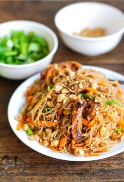 intensefoodcravings: Hoisin Pork with Rice Noodles | Pinch of