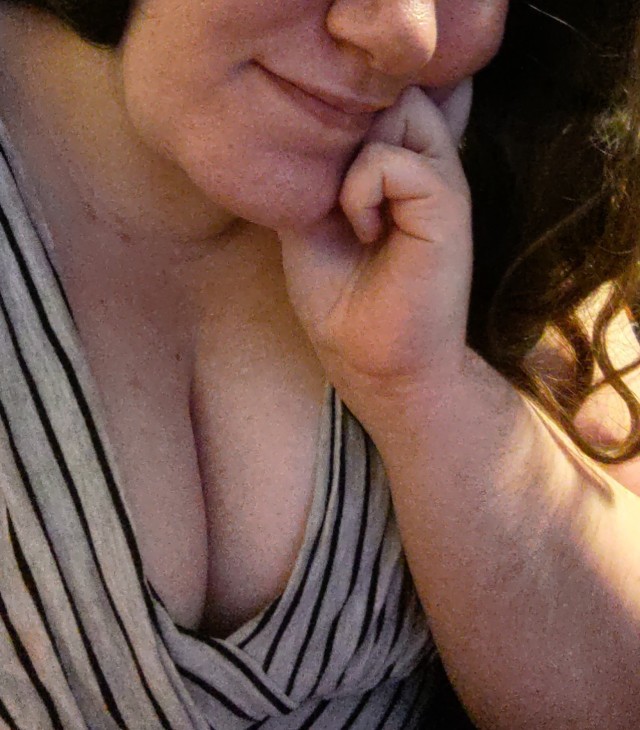 kinkypolycuddlers:Anybody wanna dive in? 😏