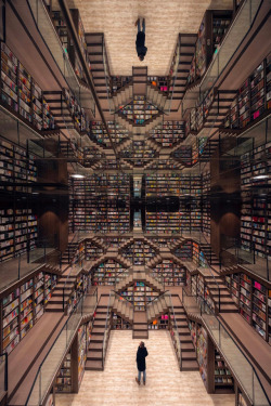 itscolossal:  Mirrored Ceilings and Criss-Crossed Stairwells