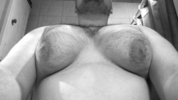 omgknutson:  my personal top10 of my own moobs