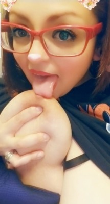 bbwtexasslutmuffin:  🤗Titty Tuesday🤗