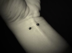 girlyplugs:  holy fucking shit nobody ever do this. 