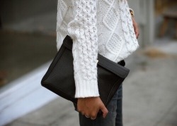 londonpearl:  www.weheartit.com 