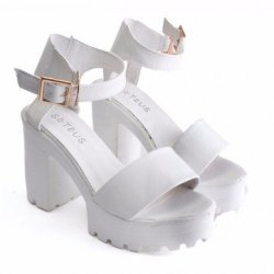 momo-tea:  Platform Sandals  | Discount code: “ 20off1455″