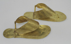 ancientpeoples:  Golden sandals From Upper Egypt, Thebes, Wadi