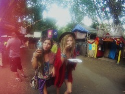 dayzea:  jah-feel:  OREGON COUNTRY FAIR WITH dayzea  Can’t