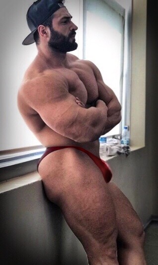 proudbulge:  Follow me on Twitter to see more of my posts: https://twitter.com/BulgeProud