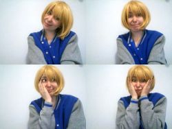 nicnevan:  Armin steals his boyfriend’s jacket and takes selfies