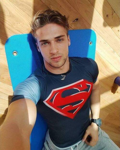 http://imrockhard4u.tumblr.com