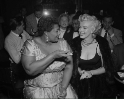 noseasboba:  I never get tired of this photo. Ella Fitzgerald