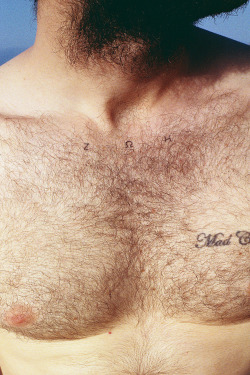 justwannacheckhairyguys:  Ζ Ω Η