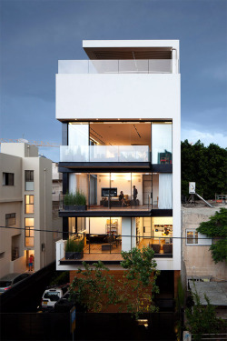 oliphillips:  Tel Aviv Town House 1 by Pitsou Kedem