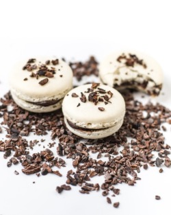 fullcravings:  Cocoa Nib Macarons with Espresso Ganache