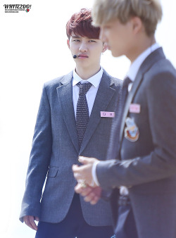 fydokyungsoo:  white2do | do not edit 