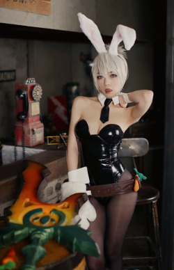 Source : http://sexykosplay.tumblr.com/