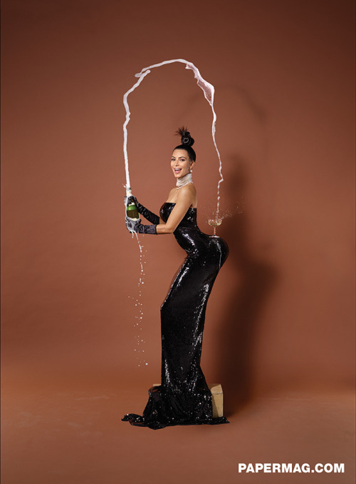 iseebigbooty:  bl0wmekissesxo:  kimkanye-news:  Kim Kardashian West for the 2014 Winter issue of PAPER Magazine, shot by Jean Paul Goude  I feel like her head is too small for her body in these pics. 