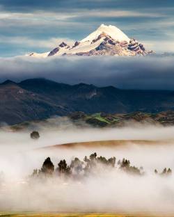 nomadicvision: A mix of Tuscany and the Alps in Peru - the Chinchero