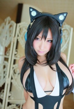 nonnudestuff:Saku Cosplayer. 